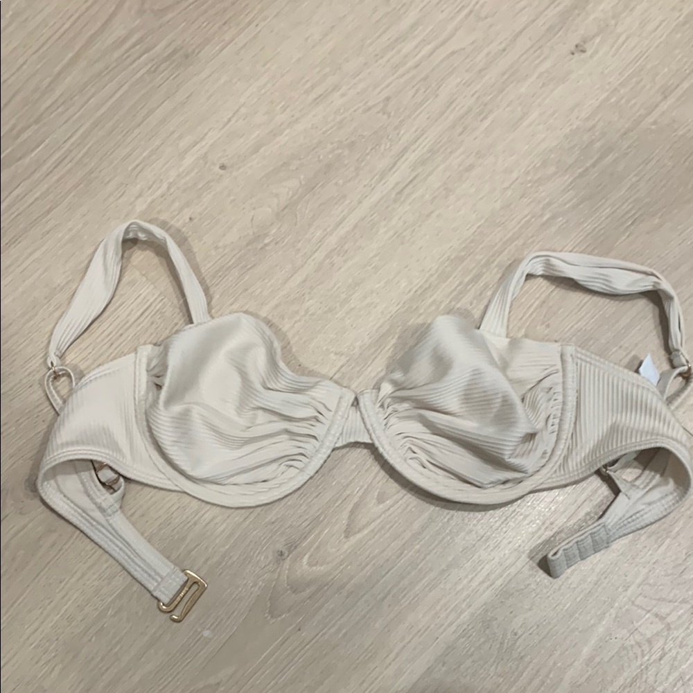Hollister cream ribbed swim top